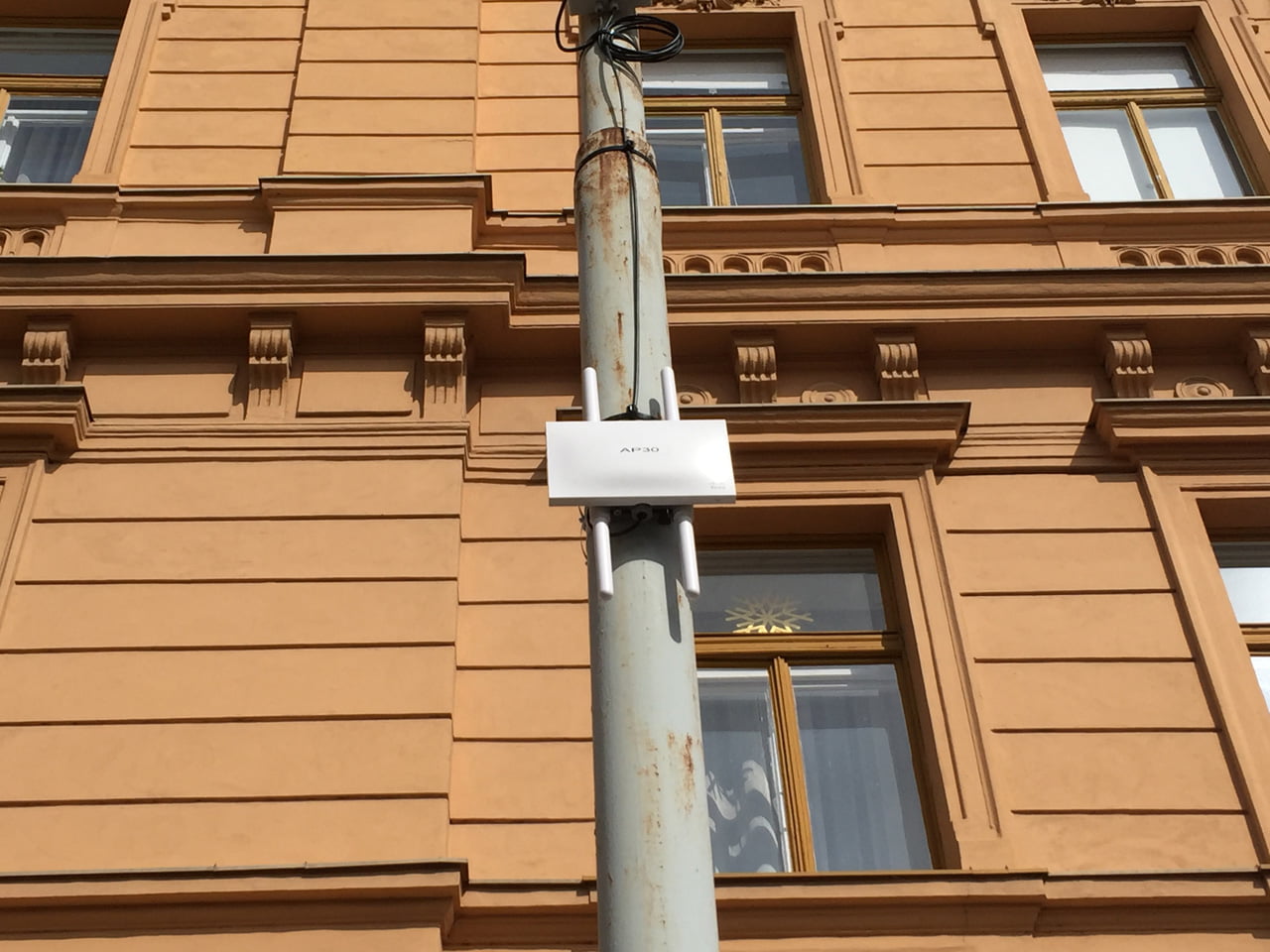 Zahájení budování chytrého osvětlení v Praze v Karlíně