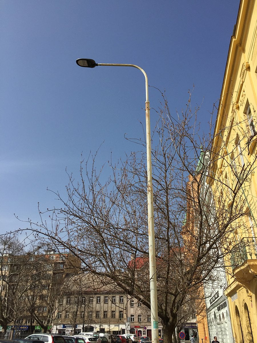 Zahájení budování chytrého osvětlení v Praze v Karlíně