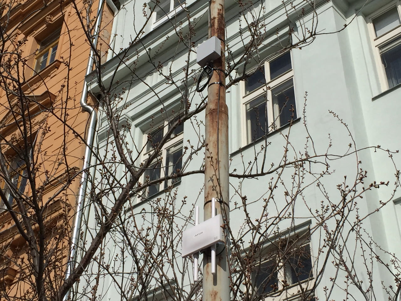 Zahájení budování chytrého osvětlení v Praze v Karlíně