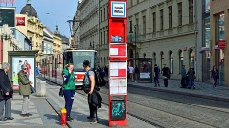 Náhledový obrázek - Přístřešky MHD bude opět vlastnit soukromník, rozhodli pražští radní