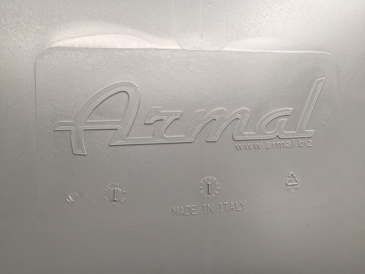 Chytrá kadibudka v Praze v Dejvicích