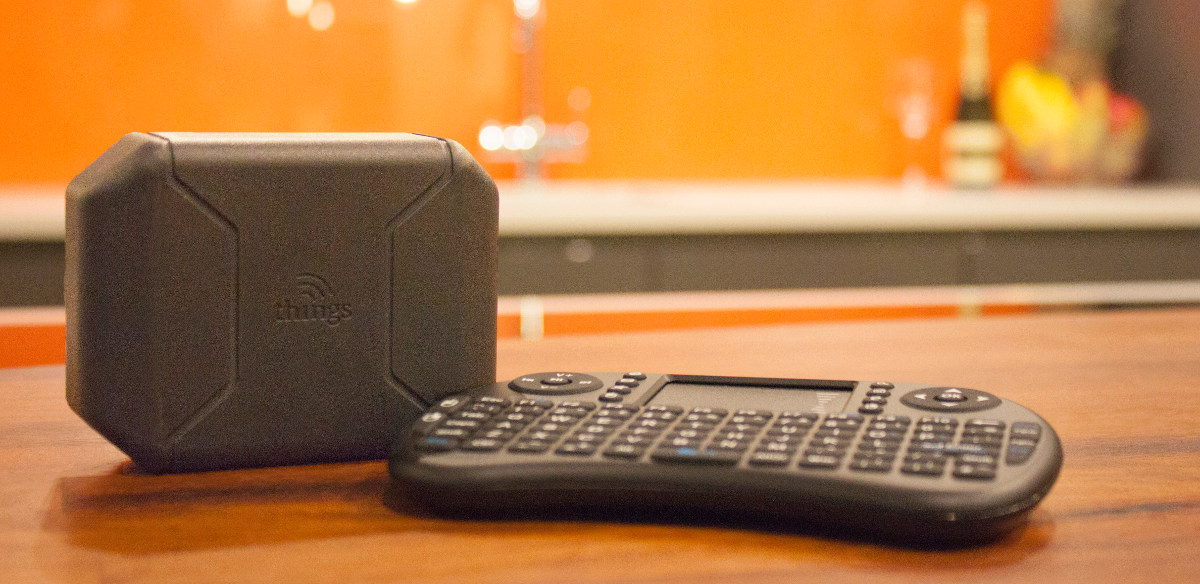 ... nebo třeba herní konzole s bezdrátovým ovladačem.