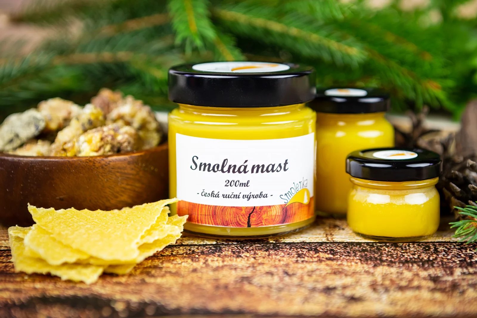 Smolná mast - hlavní a nejoblíbenější produkt Smolenky