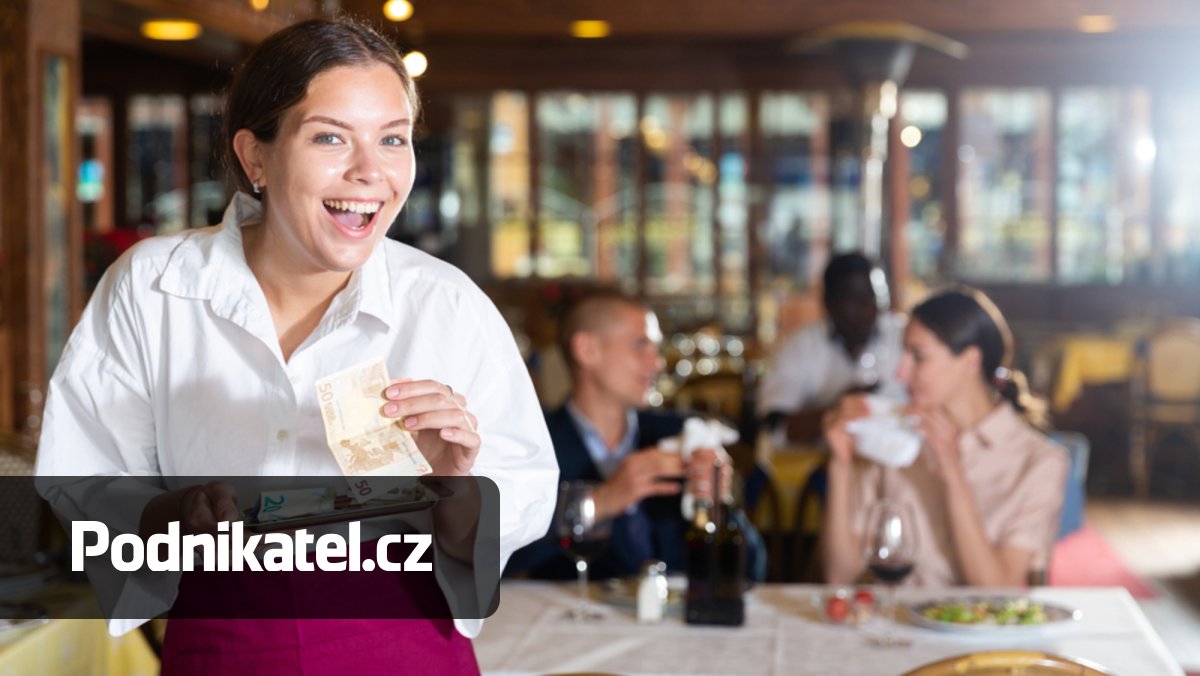 Od „peněz na pivo“ k digitálnímu nátlaku: Příběh spropitného, které mění český byznys
