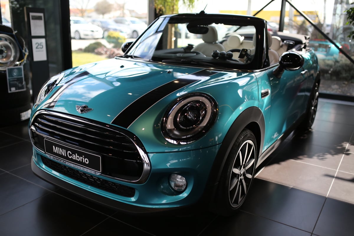 Autosalon Renocar a jeho nabídka vozů BMW a Mini Cooper