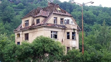 Náhledový obrázek - Ústavní soud zamítl stížnost squatterů. Policie jejich práva neporušila