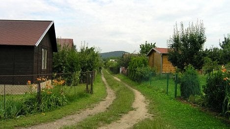 Náhledový obrázek - Trávení volného času za socialismu aneb Měli jste svoji zahrádku?