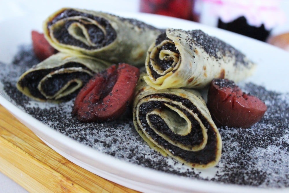 Lokše od Zuzky s povidly a mákem