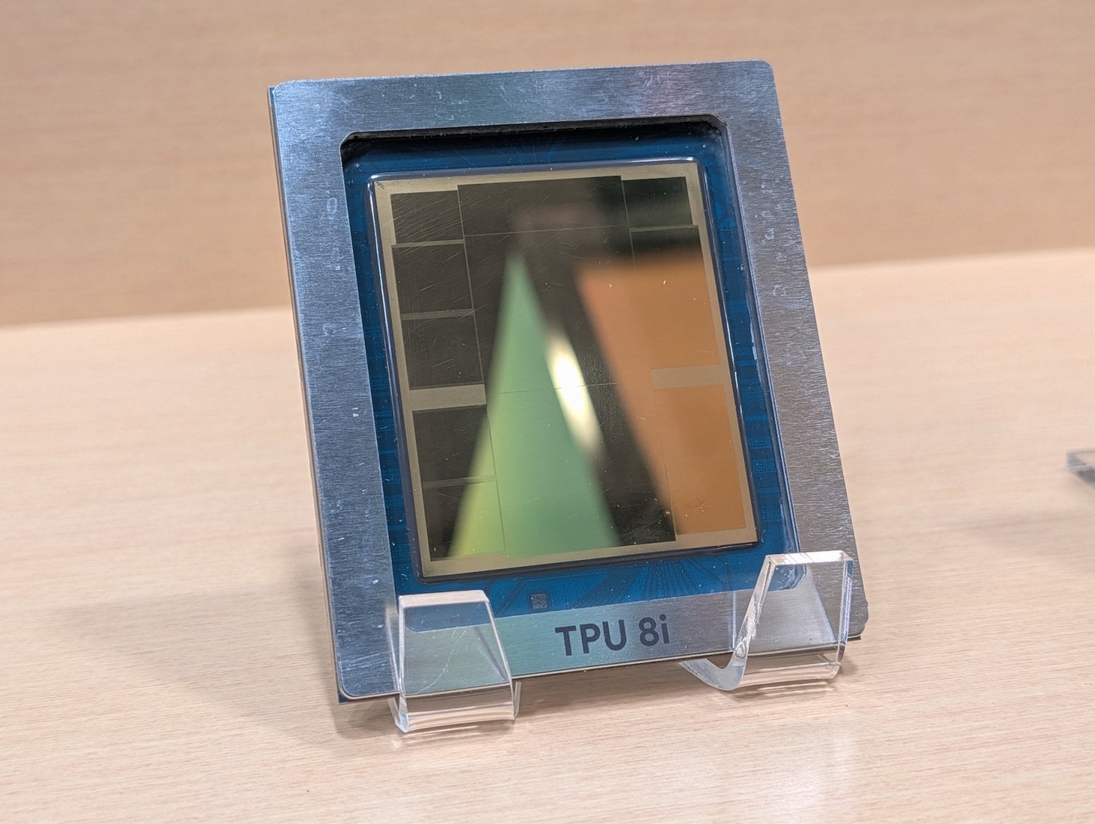 AI čipy Google TPU 8t a 8i a procesor Axion