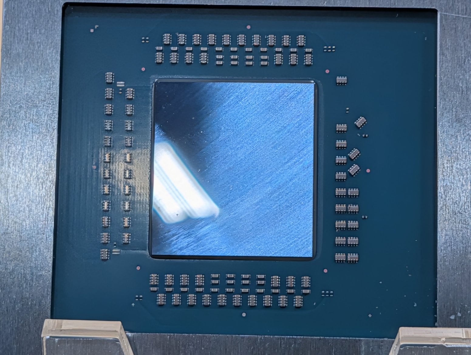 AI čipy Google TPU 8t a 8i a procesor Axion