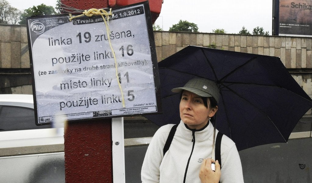 2014-12-cestujc3adcc3ad-se-pokouc5a1ejc3ad-orientovat-v-novc3bdc