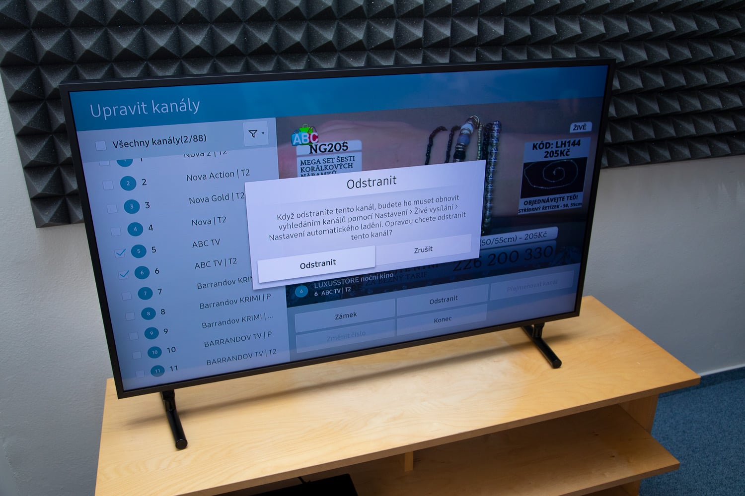 Samsung QE43LS03: Smart Hub, EPG, řazení stanic