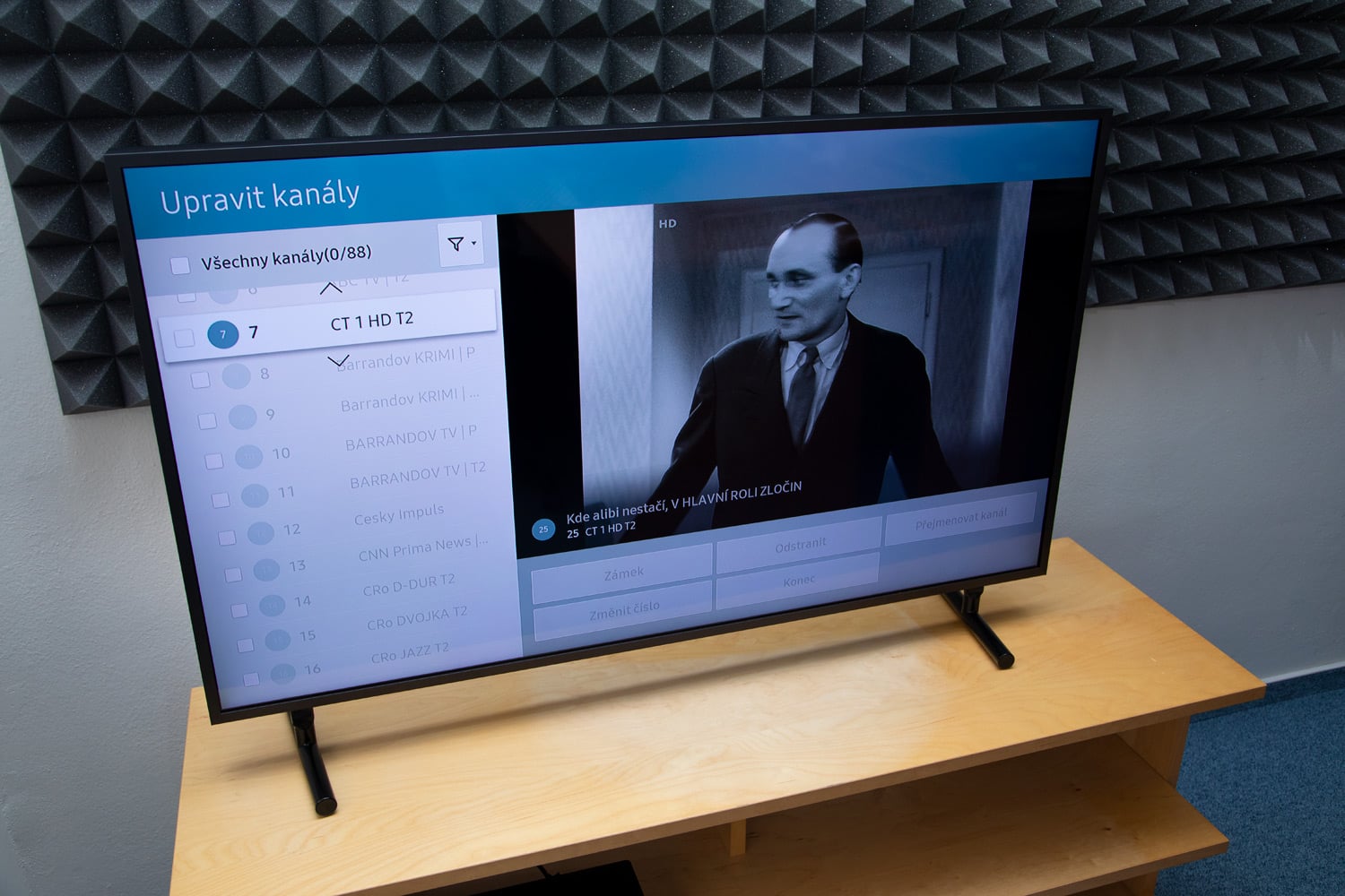 Samsung QE43LS03: Smart Hub, EPG, řazení stanic