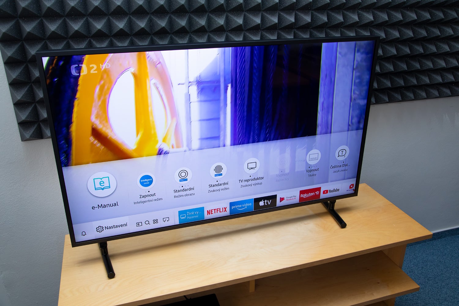 Samsung QE43LS03: Smart Hub, EPG, řazení stanic