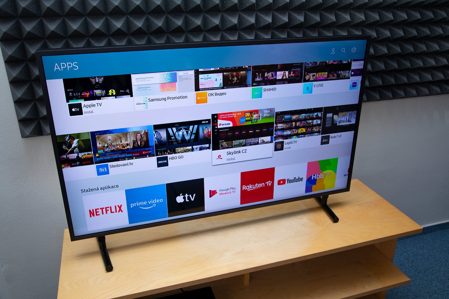 Samsung QE43LS03: Smart Hub, EPG, řazení stanic