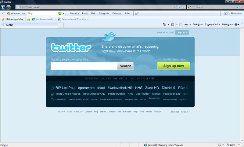 <p>Twitter je oblíbená sociální síť. V poslední době ale čelí častým útokům.</p>