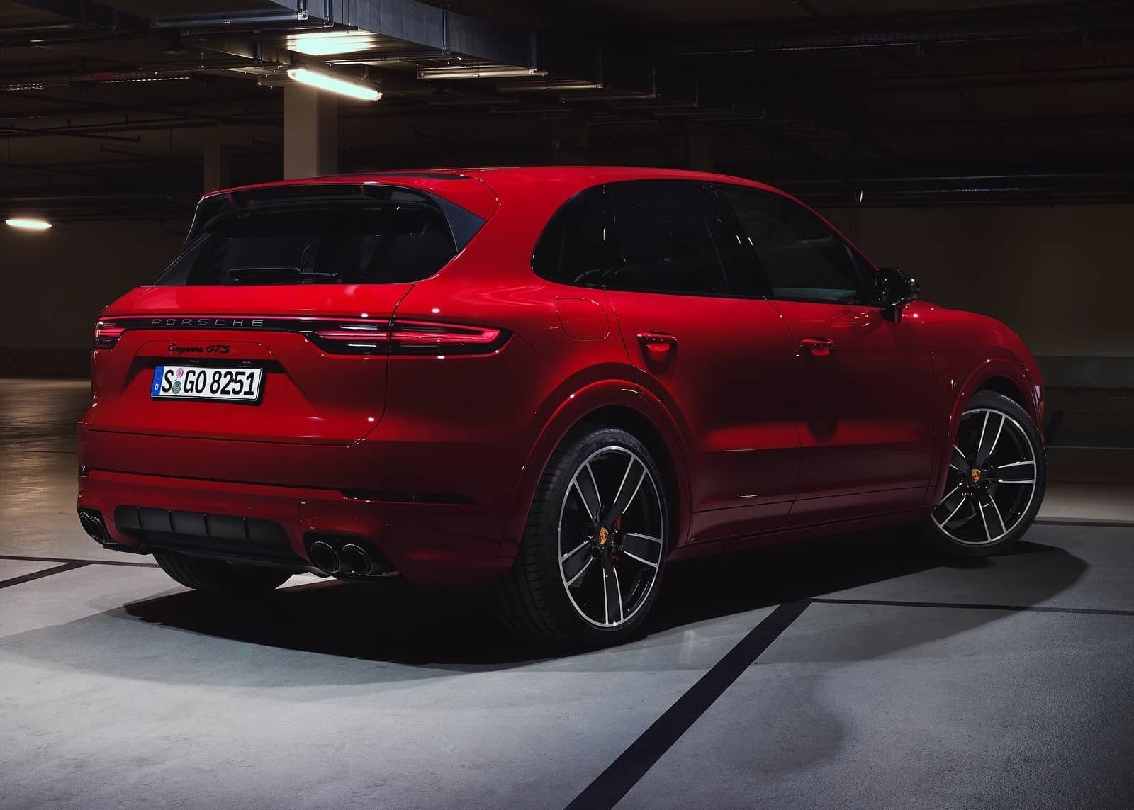 2020-06-Porsche-Cayenne_GTS-2020-1600-03.jpg