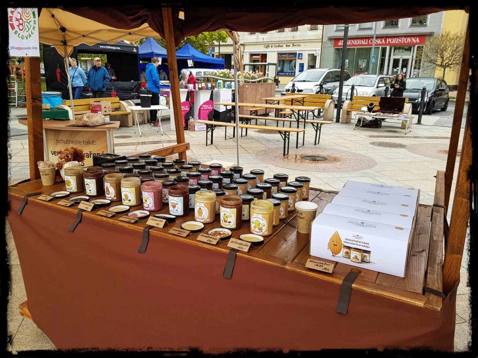 Stánek Ořechová másla z jižní Moravy