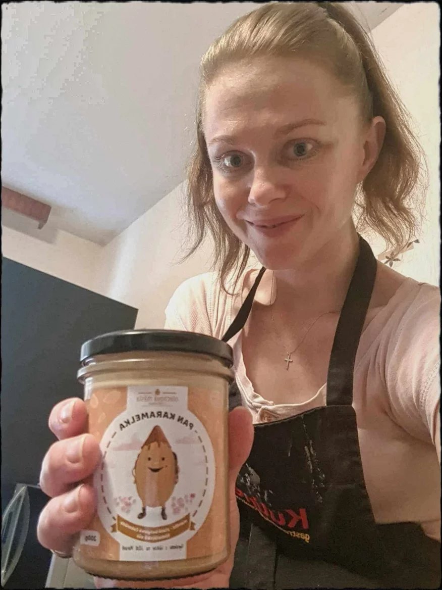 Veronika Burianová s arašídovým máslem