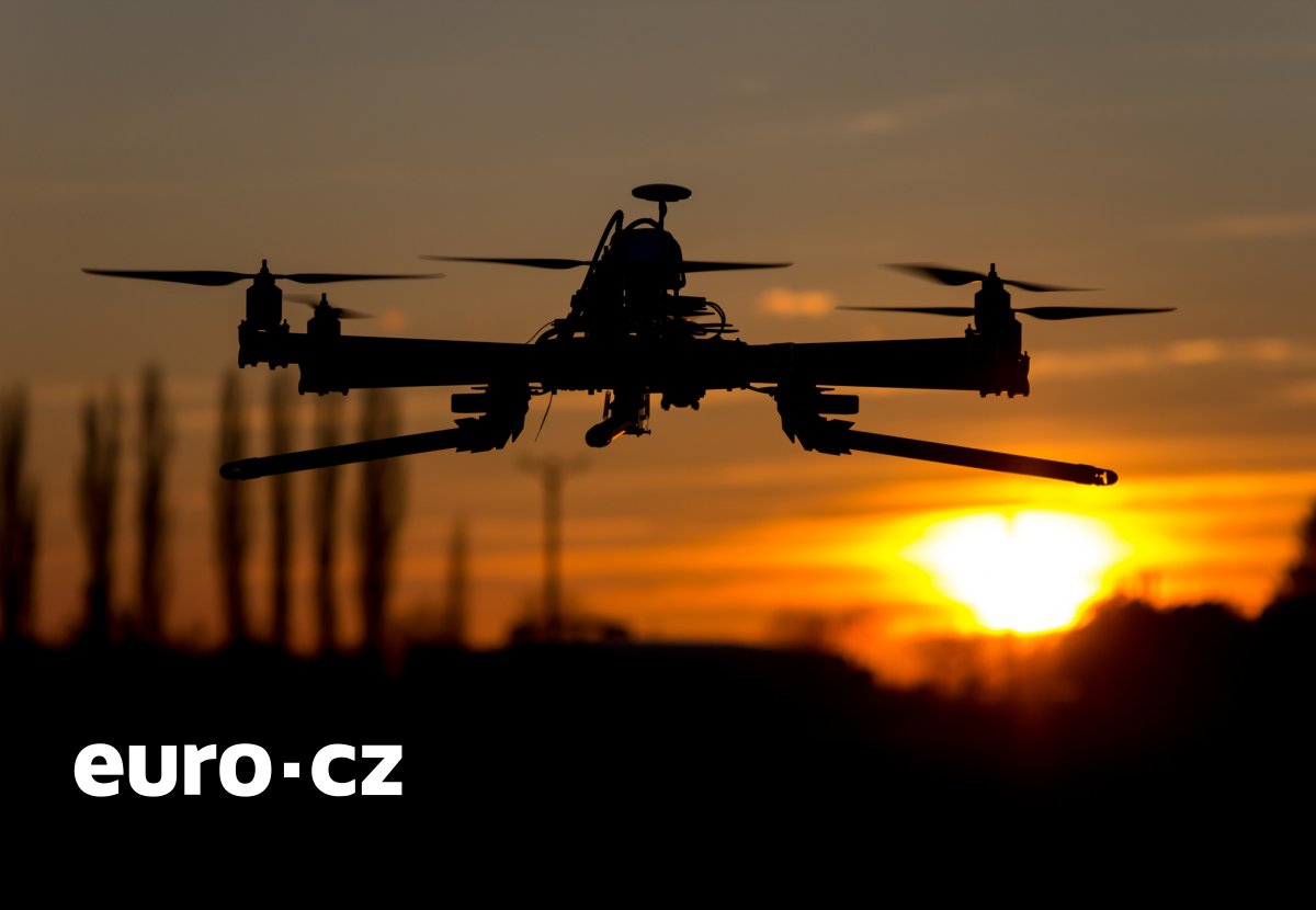 Útoku žraloka na člověka pomáhají v New Yorku předejít drony. V rukách amatérů ale mohou šířit paniku