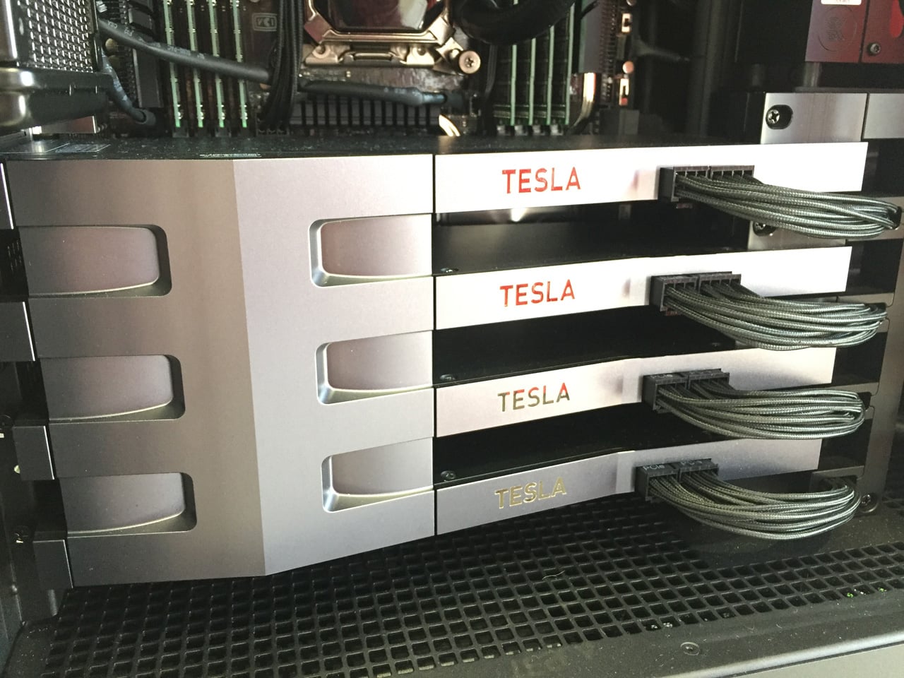 Elektrická formule či obytná kapsule na Future Port Prague 2018