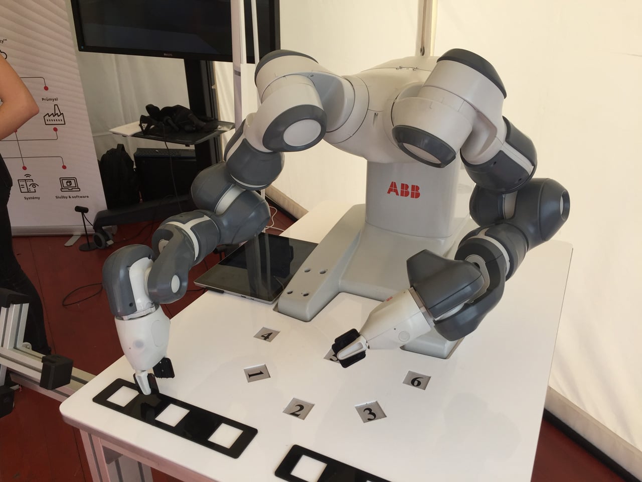 Elektrická formule či obytná kapsule na Future Port Prague 2018