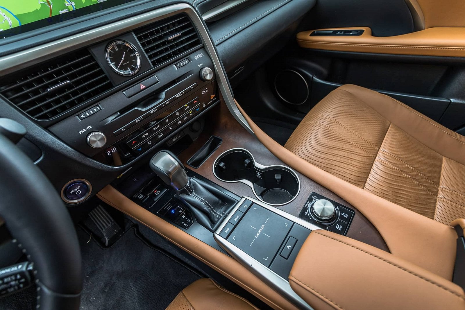 2020-04-lexus-rx-450h-4.jpg