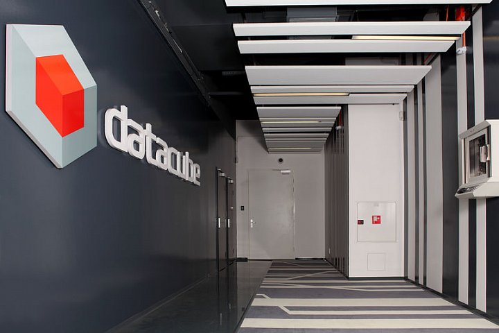 Datacube: Vstupní sál