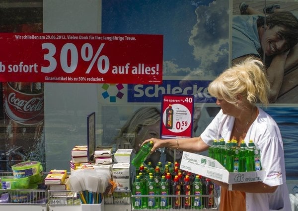 2011-05-konec-schlecker-v-nc49bmecku-nabc3adzc3ad-zboc5bec3ad-tc