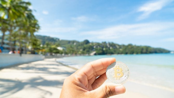 Kryptoměny dobývají odvětví cestovního ruchu. Za bitcoin či stablecoiny lze pořídit letenky, hotely i celé zájezdy
