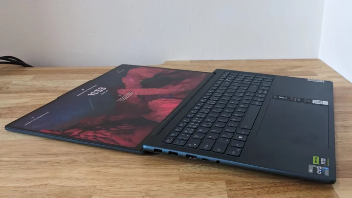 Lenovo Yoga Pro 9i