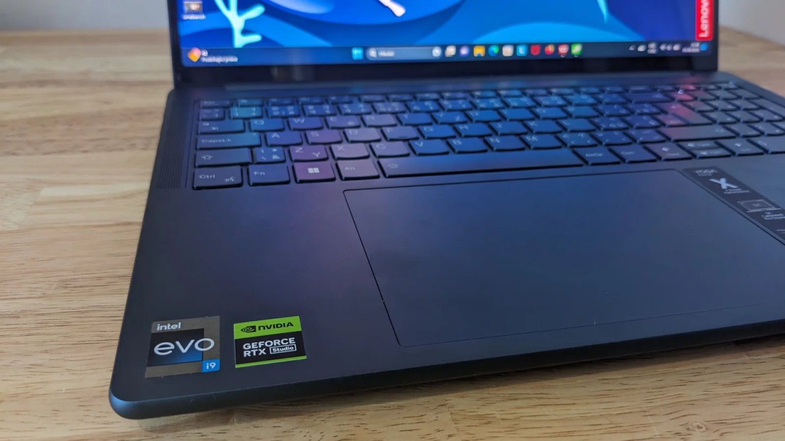 Lenovo Yoga Pro 9i
