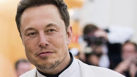 Náhledový obrázek - Musk v rozporu s nařízením úřadů obnovuje výrobu Tesly v Kalifornii. Má podporu Trumpa