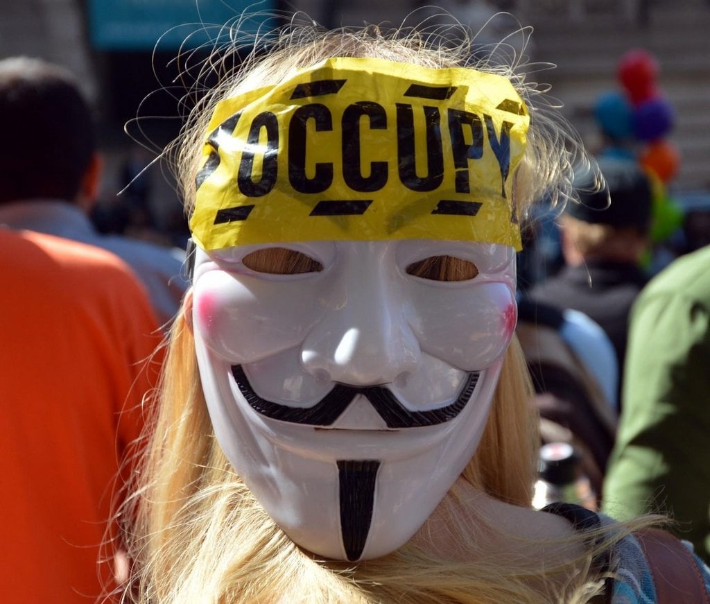2013-05-hnutc3ad-occupy-wall-street-slavilo-rok-od-vzniku-6.jpg