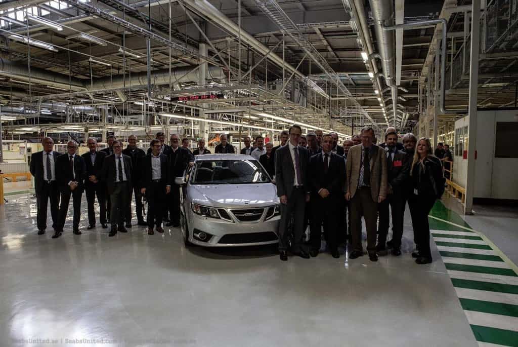 2017-09-kdysi-zkrachovalc3bd-saab-se-oficic3a1lnc49b-vracc3ad-2.