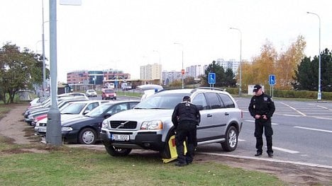 Náhledový obrázek - Praha chce změnu zákona. Strážníci by mohli pokutovat řidiče