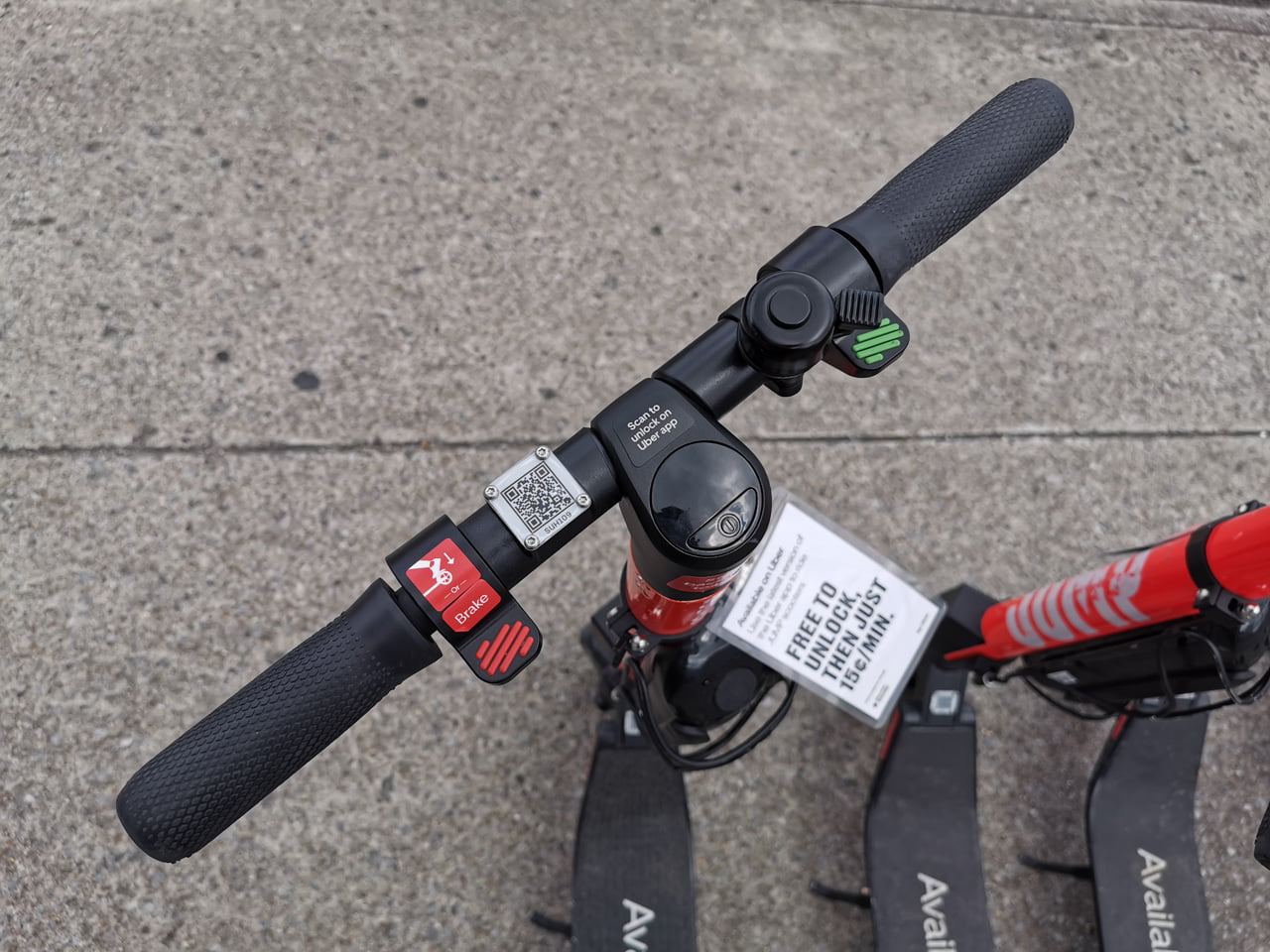 Sdílené elektrické koloběžky Jump od Uberu