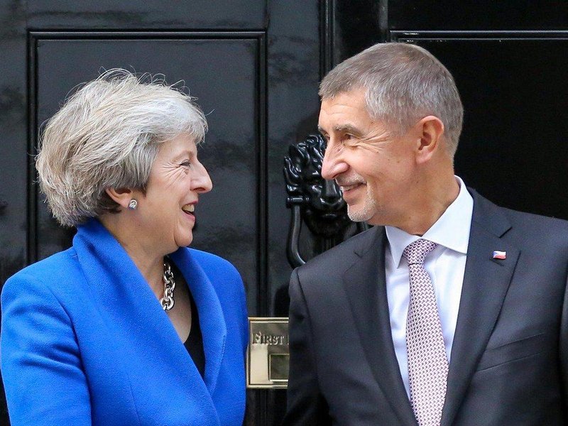  Britská premiérka Theresa Mayová a český premiér Andrej Babiš