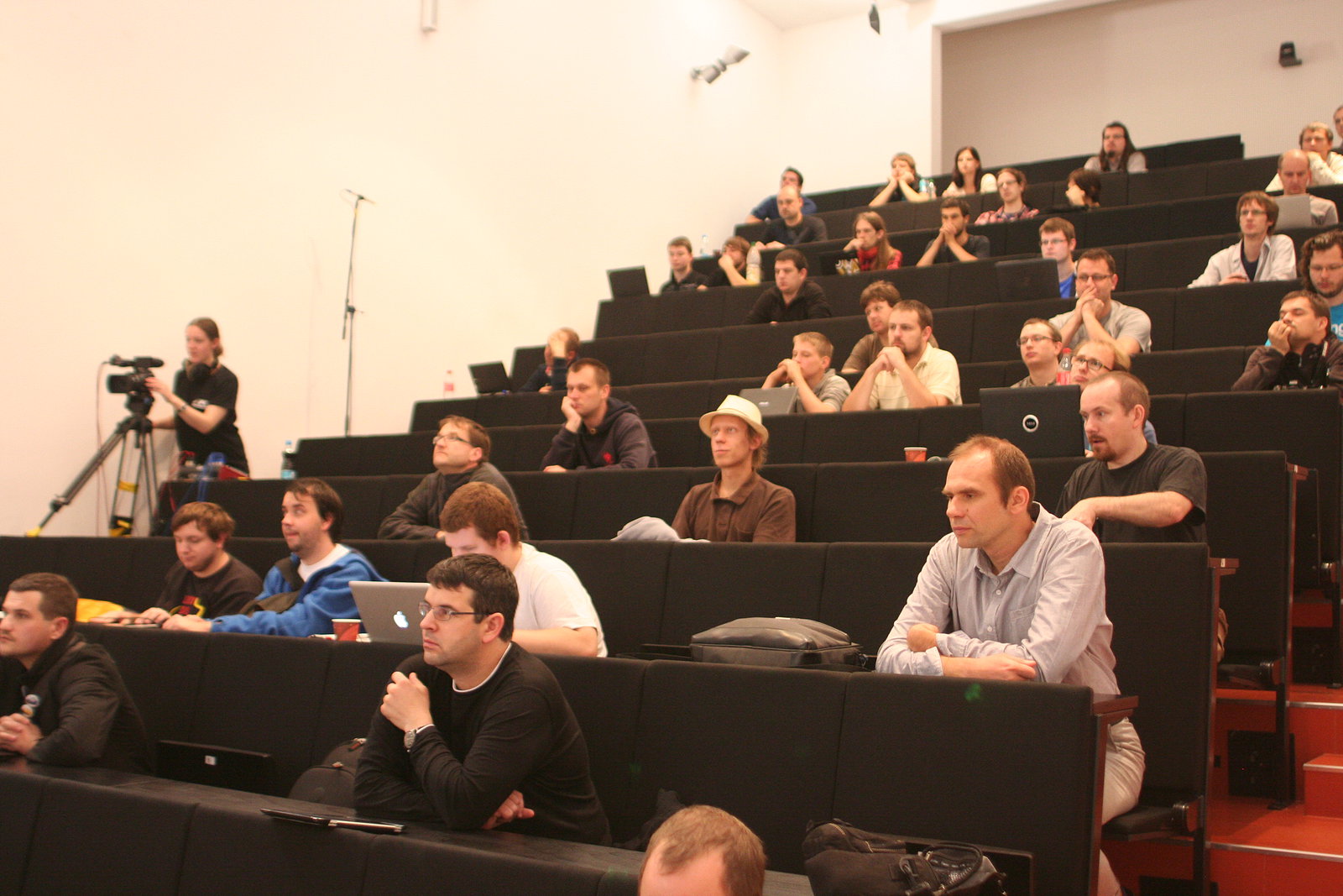 LinuxDays 2014 neděle