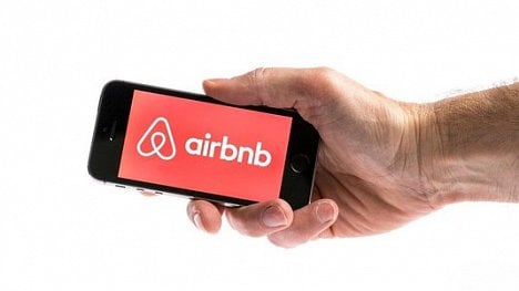 Náhledový obrázek - Pronájem přes Airbnb zatěžuje ostatní obyvatele domů, míní radní