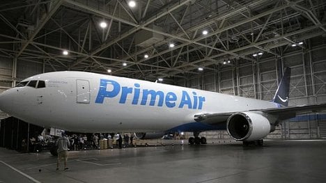 Náhledový obrázek - Amazon se chlubí vlastní leteckou flotilou. O zásilky se postará 40 boeingů