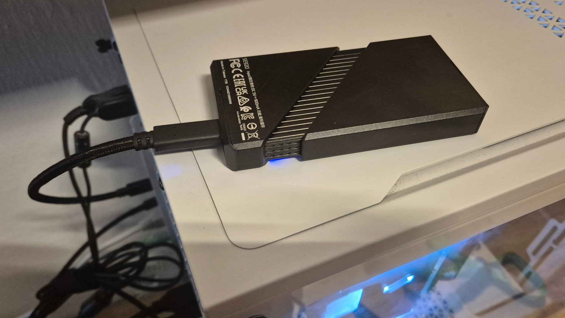 Externí disk Adata SE920