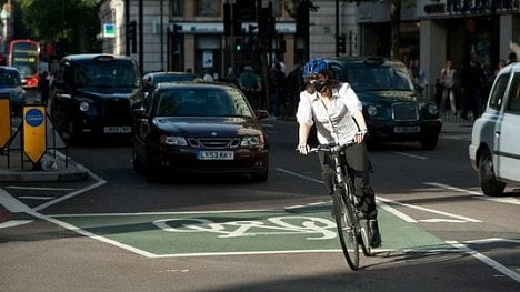 Náhledový obrázek - Britové nevěří úřadům. Emise si měří sami