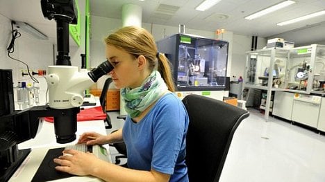 Náhledový obrázek - Genetický horoskop. Komerční laboratoře vydělávají na lidské naivitě