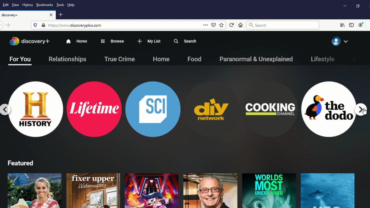 Služba Discovery+ (prohlížečová verze a aplikace britské SKY Q)