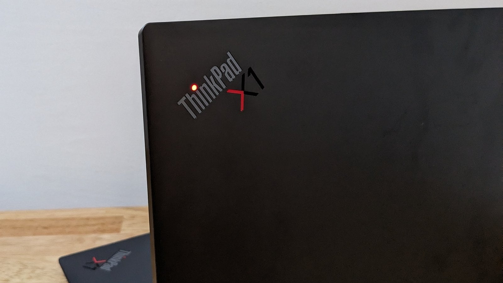 Lenovo ThinkPad X1 Yoga Gen 8 (recenze)