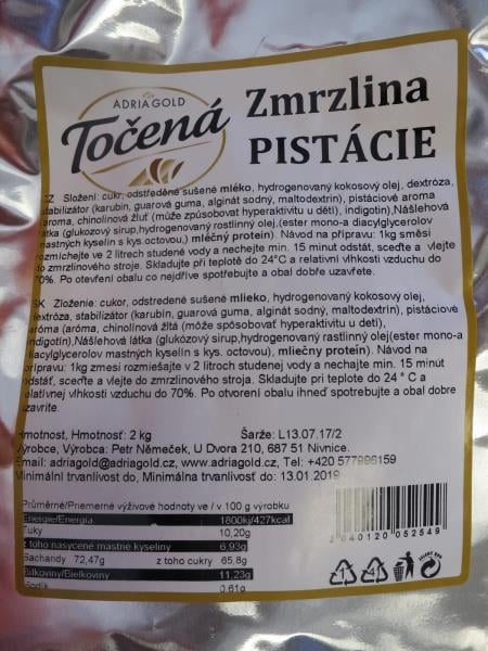 Výrobna Petr Němeček, Adria Gold, Nivnice: Prášková zmrzlinová směs Zmrzlina PISTÁCIE - směs na přípravu zmrzliny obsahovala přídatnou látku - barvivo chinolinovou žluť E 104, která není pro tento typ výrobků povolena