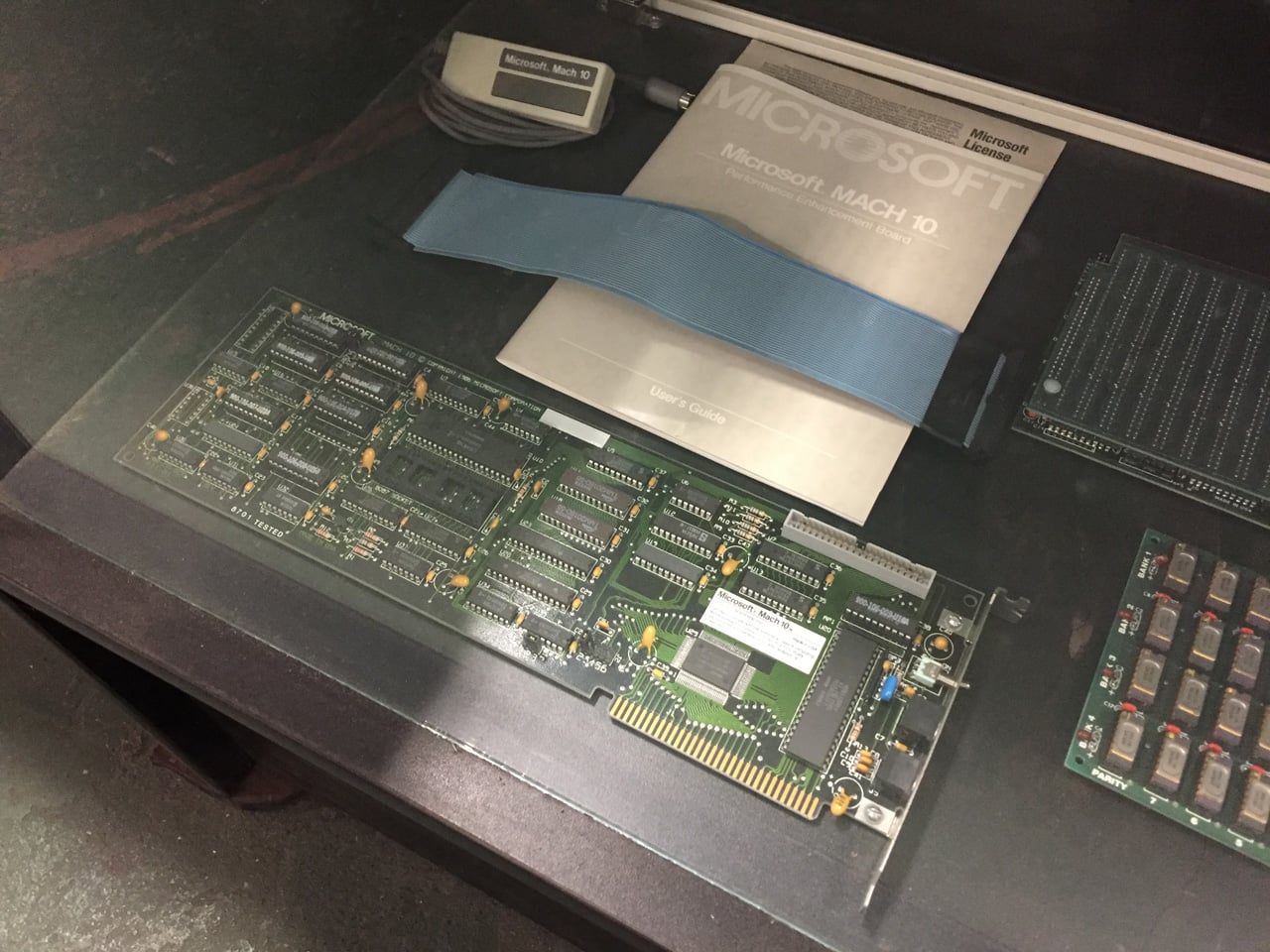 Křemíkové nebe RE-PC: prodejna starých počítačů v Seattlu