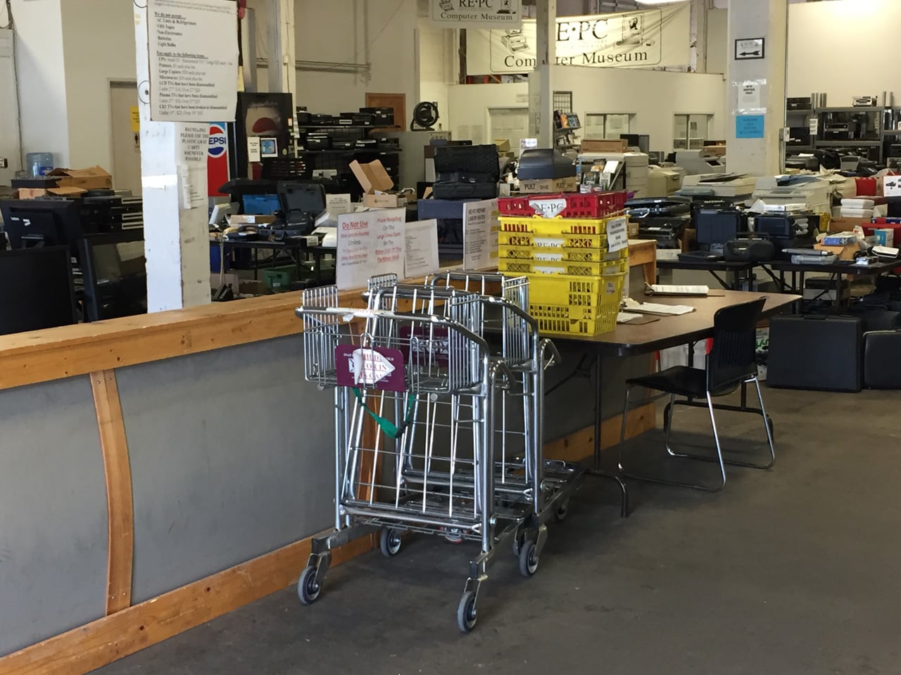 Křemíkové nebe RE-PC: prodejna starých počítačů v Seattlu