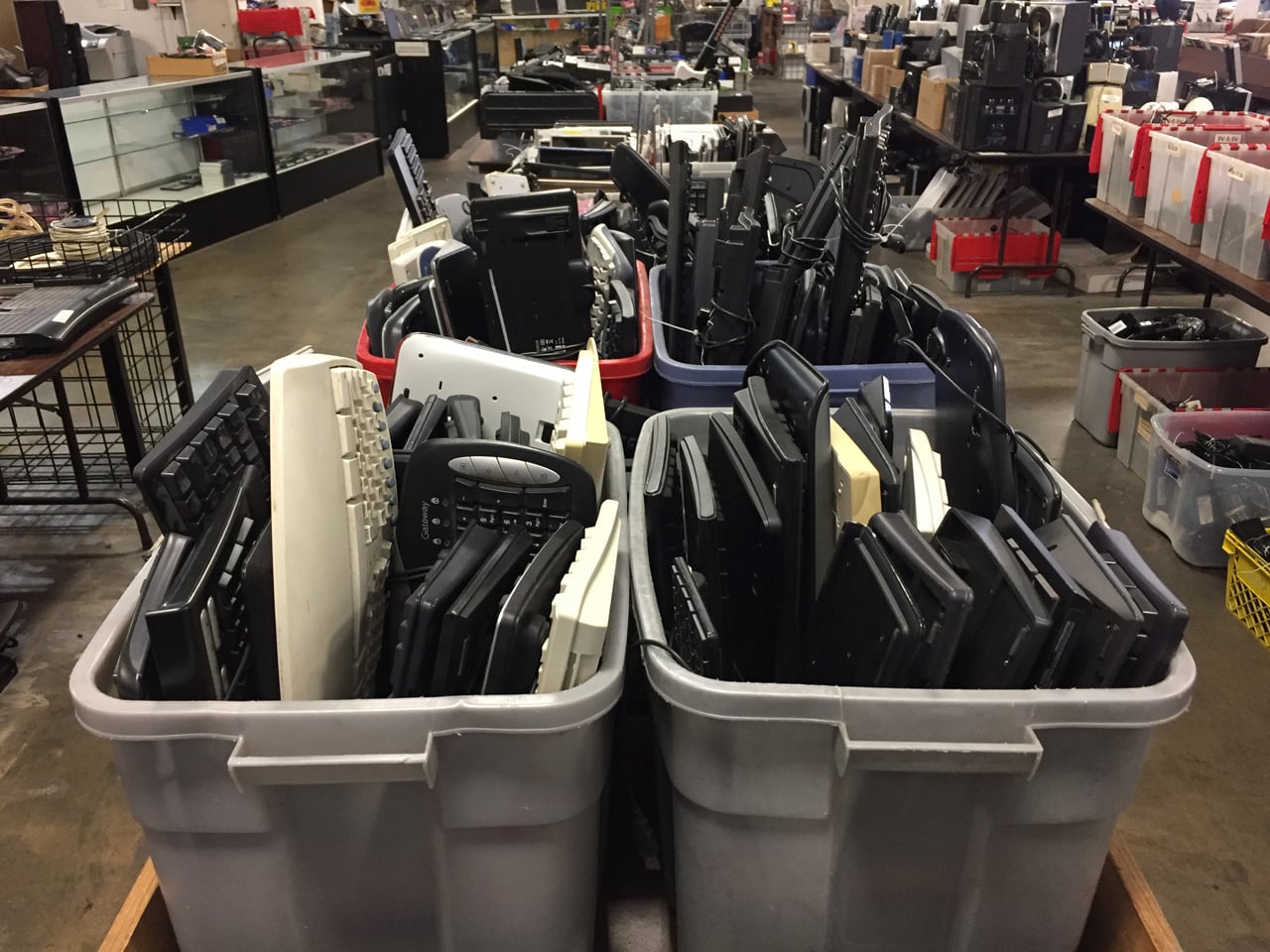 Křemíkové nebe RE-PC: prodejna starých počítačů v Seattlu